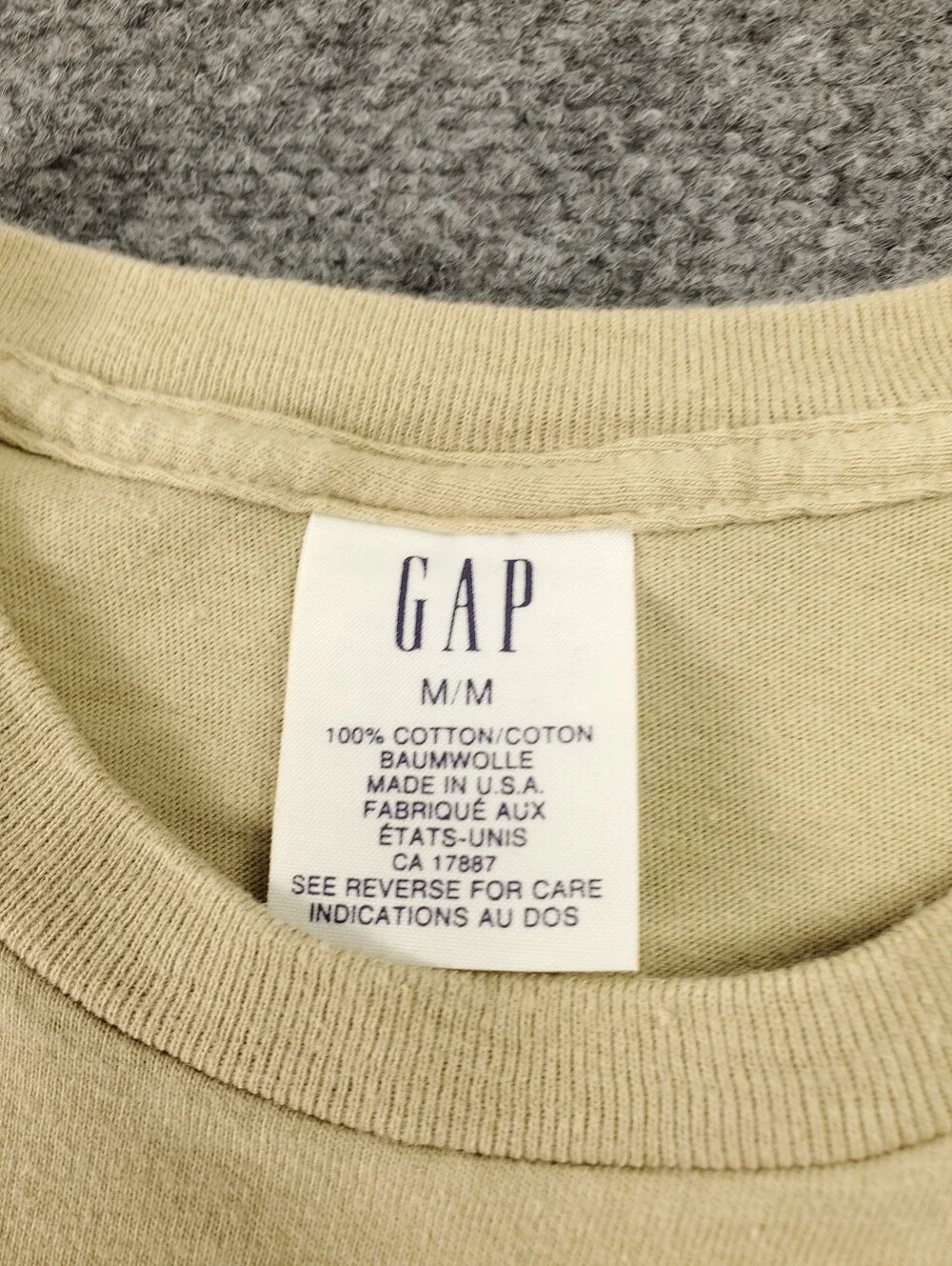 Vintage 90s Y2K Gap Pocket T Shirt Medium Tan Beige Military Style Single Stitch